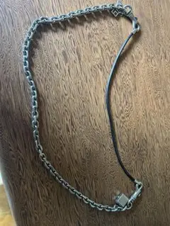 doublet MAGNETIC CHAIN NECKLACE