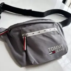 TOMY トミージーンズ　グレーバッグ　ウエストポーチ