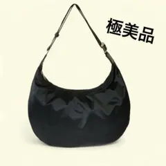 大人気　ラシット　russet ラウンドビッグショルダーバッグ　ハーフムーン　黒