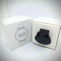 黒い円形スマートウォッチ本体