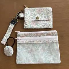 リバティポーチ×2 キーホルダー付き