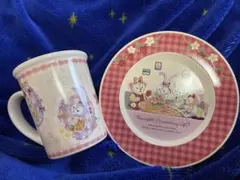 【マグカップ＆ソーサラー】ハートフェルトストロベリーギフト♡ダッフィー＆フレンズ