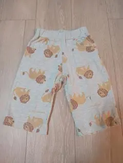 ライオン柄　ハーフパンツ　100cm