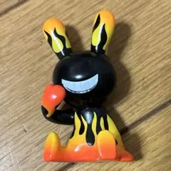 BLACK RABBiT ファイヤー オレンジ トレーディングフィギュア