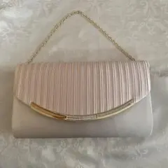 【美品】東京ソワール　プリーツデザインのパーティーバッグ