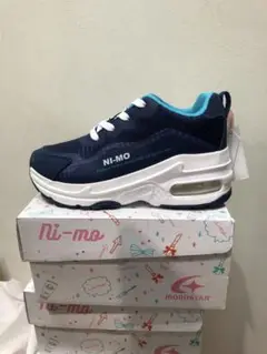 値下げ新品未使用/ムーンスター/ダットスニーカーni-mo厚底タイプ19.0