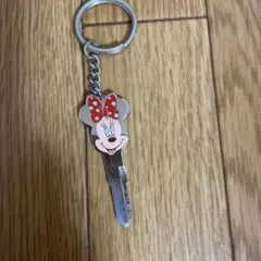 ミニーマウス キーホルダー 鍵型