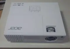 Item thumbnail for item 233113ca-571d-4835-af1f-294ac534948d