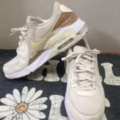 Nike Air Max ホワイト/ベージュ スニーカー
