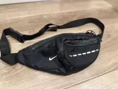 値下げ☺︎Nike ボディバッグ ブラック