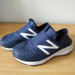 New Balance・ キッズシューズ ・21㎝・紺×白