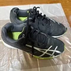 アシックス　レーザービーム　24