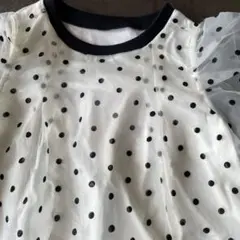 （新品）水玉（ドット柄）の可愛いブラウスです。Ｍ〜Ｌサイズ