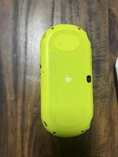 PlayStation Vita イエロー