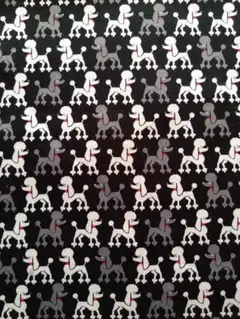 ハギレ　プードル柄の生地　110cm×70cm