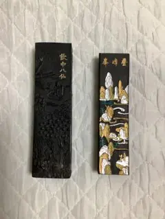 書道具　古墨　大日本玄香園秘製　 2枚148g かけあり　未使用 書道具 古墨 主臣墨 47g 大日本玄香園秘製 未使用 - メルカリ