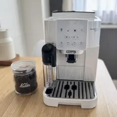 Item thumbnail for item 407d5f6f-0bb7-4676-b8fb-ff0f904686d9