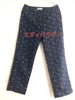 Eddie Bauer ネイビー花柄ストレートパンツ