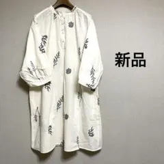 [新品] ボタニカル柄刺繍チュニック　ベージュ　3L