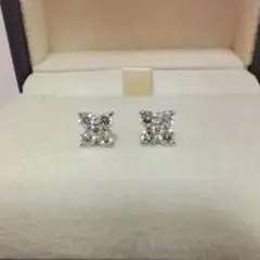 ヴァンドーム青山 カローラ ピアス