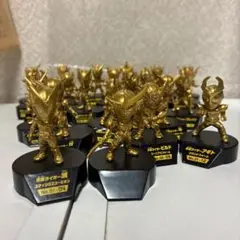 仮面ライダー ゴールドフィギュア　　23個