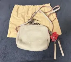 2025年最新】BURBERRY ポシェットの人気アイテム - メルカリ