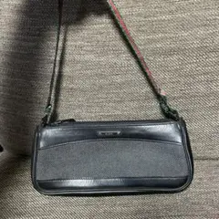 GUCCI ポーチ バックインバックに! シンプル 未使用