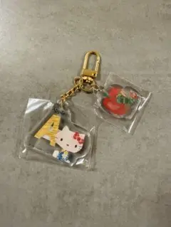 ハローキティ　はらぺこあおむし