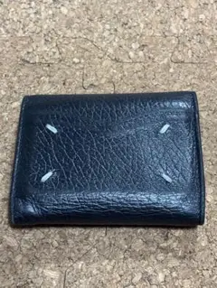 メゾンマルジェラ　三つ折り財布