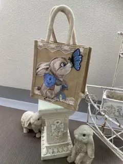 うさちゃんと蝶の刺繍appliqué ジュートエコバッグ　ハンドメイド