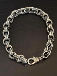Item thumbnail for item 04994c18-0298-4975-8855-f10ec53912b4