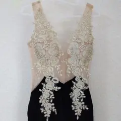 美品 刺繍のナイトドレス ブラック