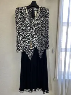 Item thumbnail for item e98aa306-fcc4-47b4-a156-7aefa61c380a