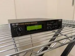 完動品　BOSS SE-50 ステレオエフェクトプロセッサー 取説　アダプタ付 完動品 BOSS SE-50 ステレオエフェクトプロセッサー 取説 アダプタ付