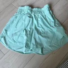 Lululemon ミントグリーン ショートパンツ
