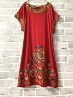 民族系　ワンピース　刺繍　ミラー　トロトロ生地感　赤