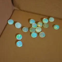 大粒　美品　オパール　ビーズ 高級感たっぷり 主役級　匿名配送