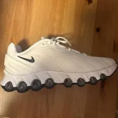 NIKE エアマックスdn8