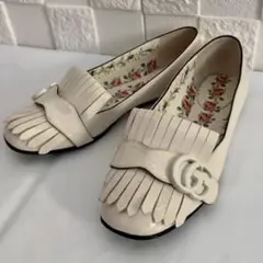 グッチ パンプス マーモント ダブルG パテント エナメル アイボリー