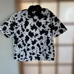 新品未使用☆牛柄 Mサイズ シャツ