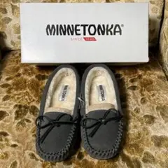 新品　MINNETONKA グレー モカシン 22cm ミネトンカ　フラット