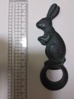 ウサギ　栓抜き　南部鉄器　岩鋳　兎　満月　オープナー　IWACHU