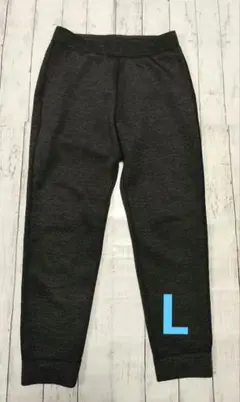 UNIQLO ウルトラストレッチドライスウェットパンツ　L