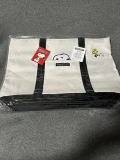 スヌーピー　 ファスナー付き保冷保温トートバッグ 黒