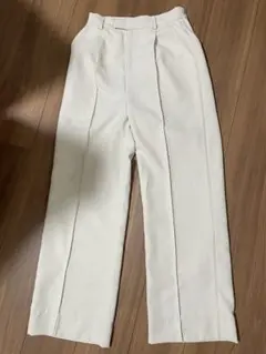 ユアーズ　ホワイト ワイドパンツ M