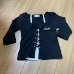 140 黒トップス