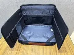 モバイルワークスペース機能付き ノートPCバッグ Moose Designs