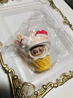 新品★ラブブLABUBUフィギュア★ハンドメイドにも
