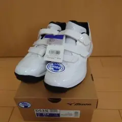 新品✽箱付き　Mizunoアップシューズ