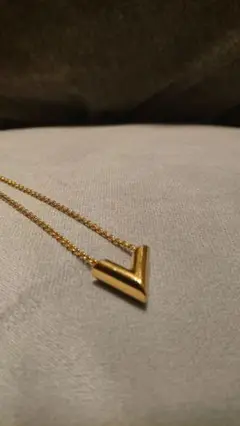 LOUIS VUITTON ネックレス